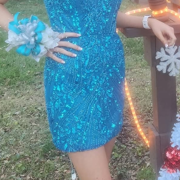 Sparkling Blue Sequin Formal Dress - Picture 1 of 1